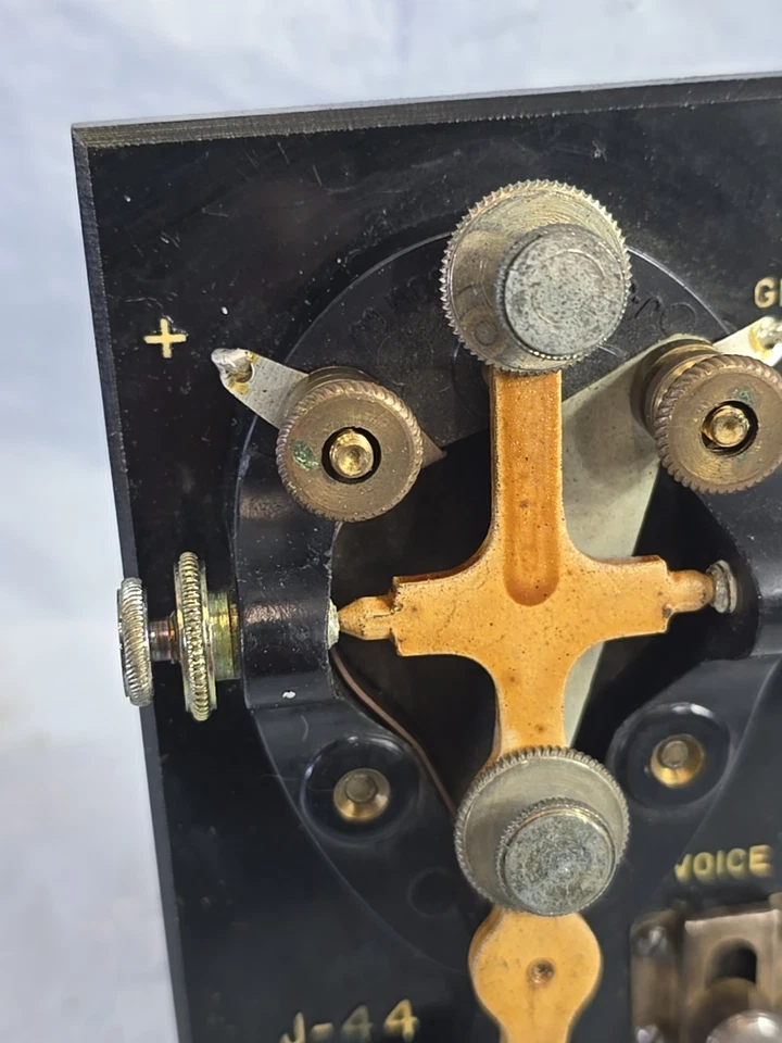1940 J-37 J-44 TELEGRAPH KEY BASE E F Johnson MORSE CODE KEY WWII US Navy Army - Image 2 of 4