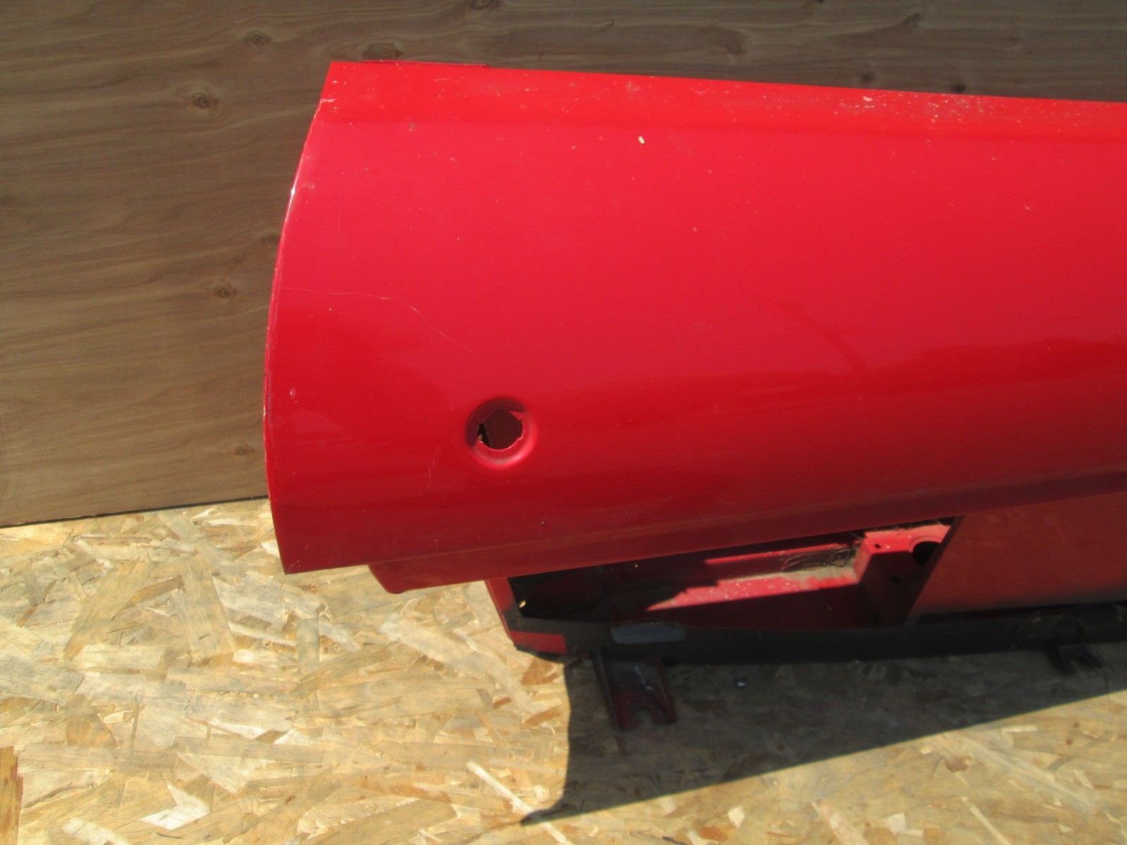 Ferrari 355 RH / Passenger Door  # 64672500