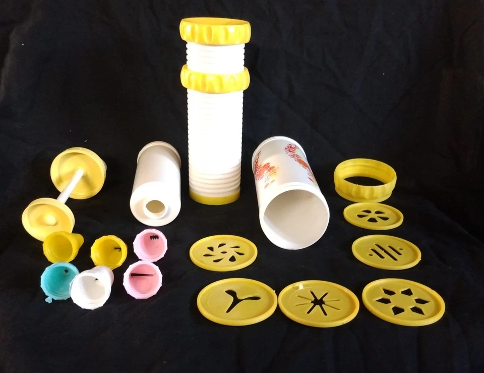 Lote De Colección Prensa de Galletas de Plástico Estilo Giro y Herramienta de Decoración de Pasteles Descripción C  Foto 4 de 4