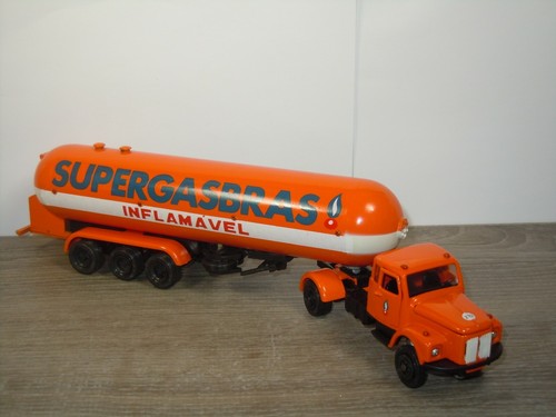 Scania L111 & Petrol Tanker Supergasbras - Arpra Supermini 1:50 in Box *43155 - Picture 7 of 12