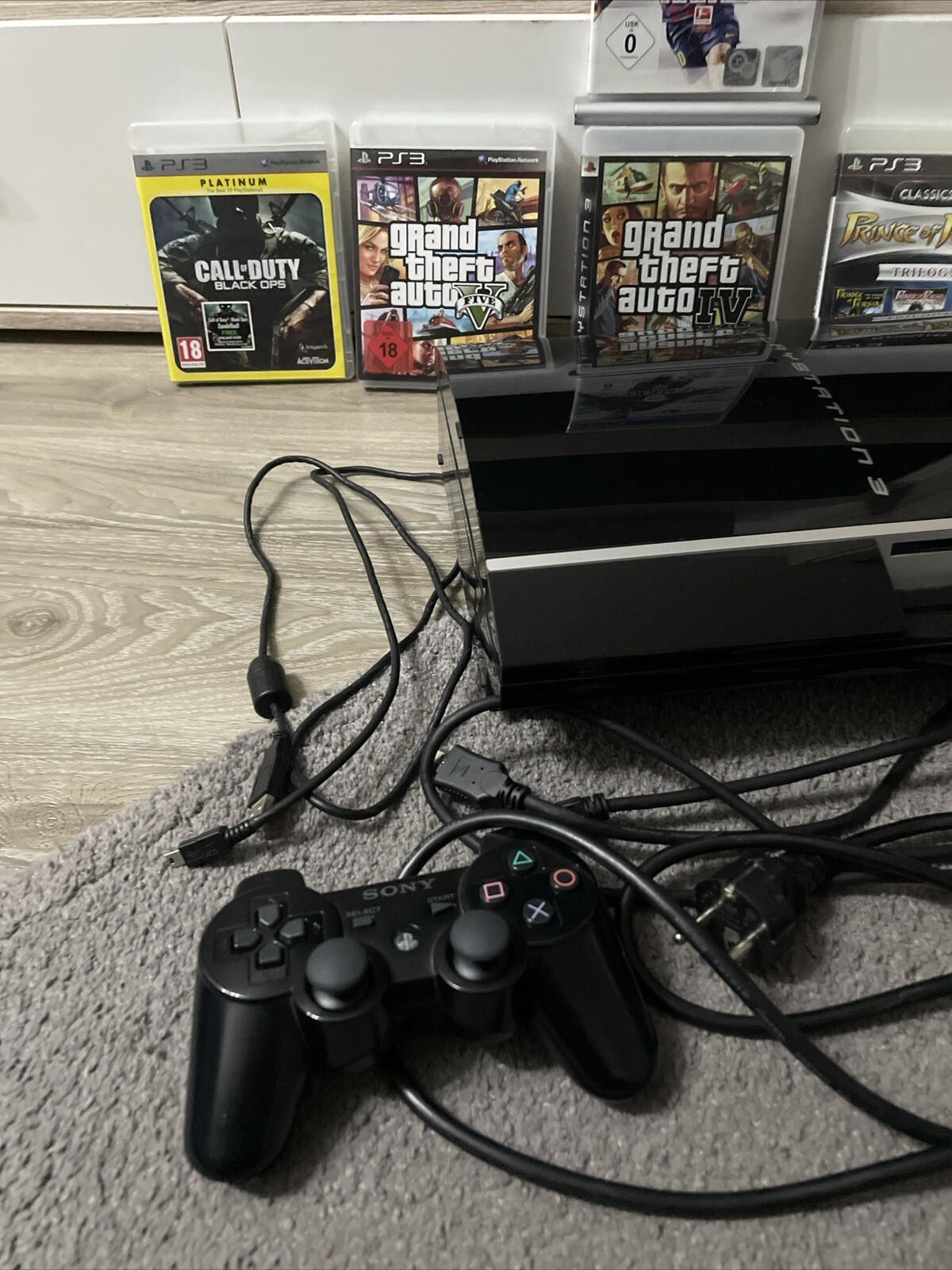 Sony PlayStation 3 80GB Spielekonsole Piano Black (CECHL04