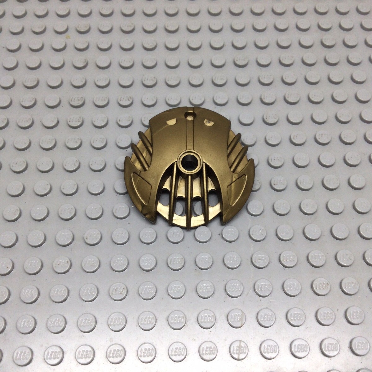 LEGO Bionicle Part 45274 Flat Dark Gold 5x5 Shield with 7 Fins Toa
