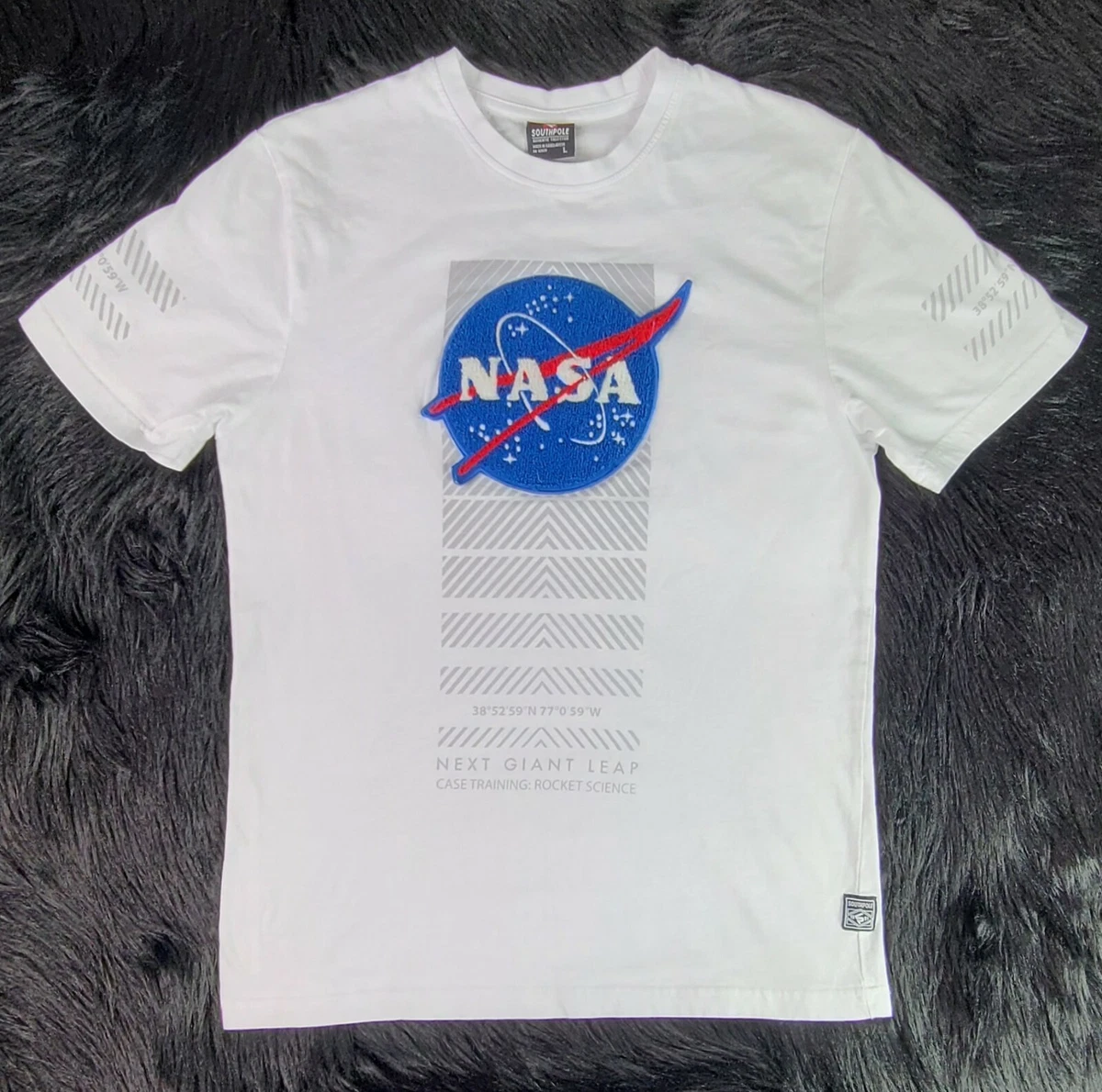 SouthPole 3D Embroidered Nasa Logo White Short Sleeve Shirt Mens L