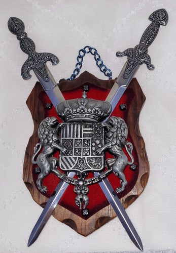 Crossed Swords Lions Shield Wall Display Coat of Arms Carved Wood Plaque 11" x 7