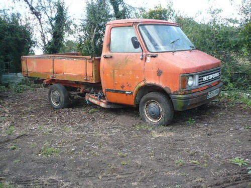 1985-BEDFORD-CF-PETROL-PICKUP-FOR-SPARES-or-RESTORATION