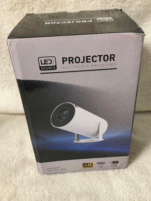 Projector High Resolution LED Projector-USB-White-New in Box