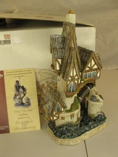 David Winter Treasure Cove  MIB  with COA