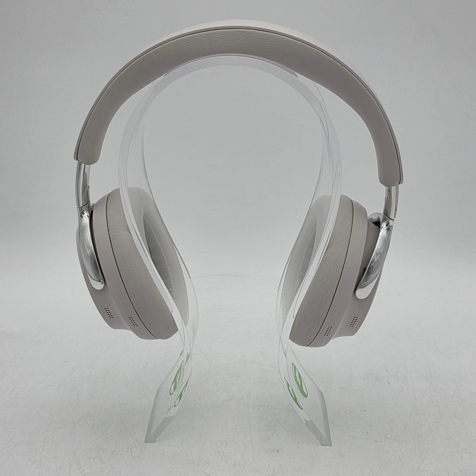 Bose QuietComfort Ultra 2nd Gen Over-Ear Wireless Bluetooth Headphones White-image