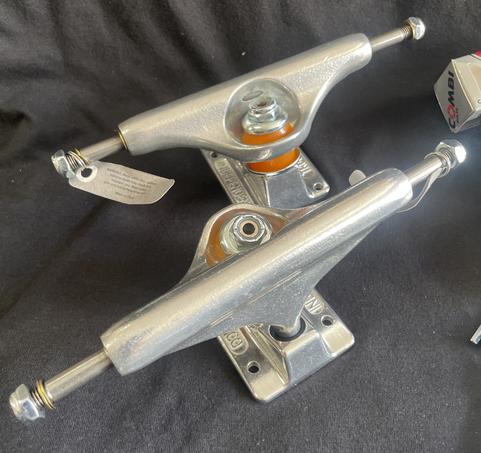 Independent -139 Forged Hollow Light Trucks /SET
