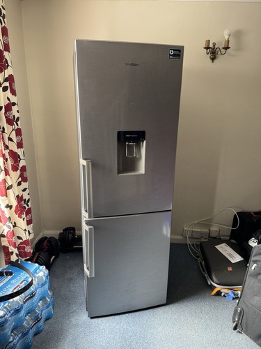 Samsung Fridge Freezer 60/40 Frost Free RB29FWJNDSA with Water Dispenser