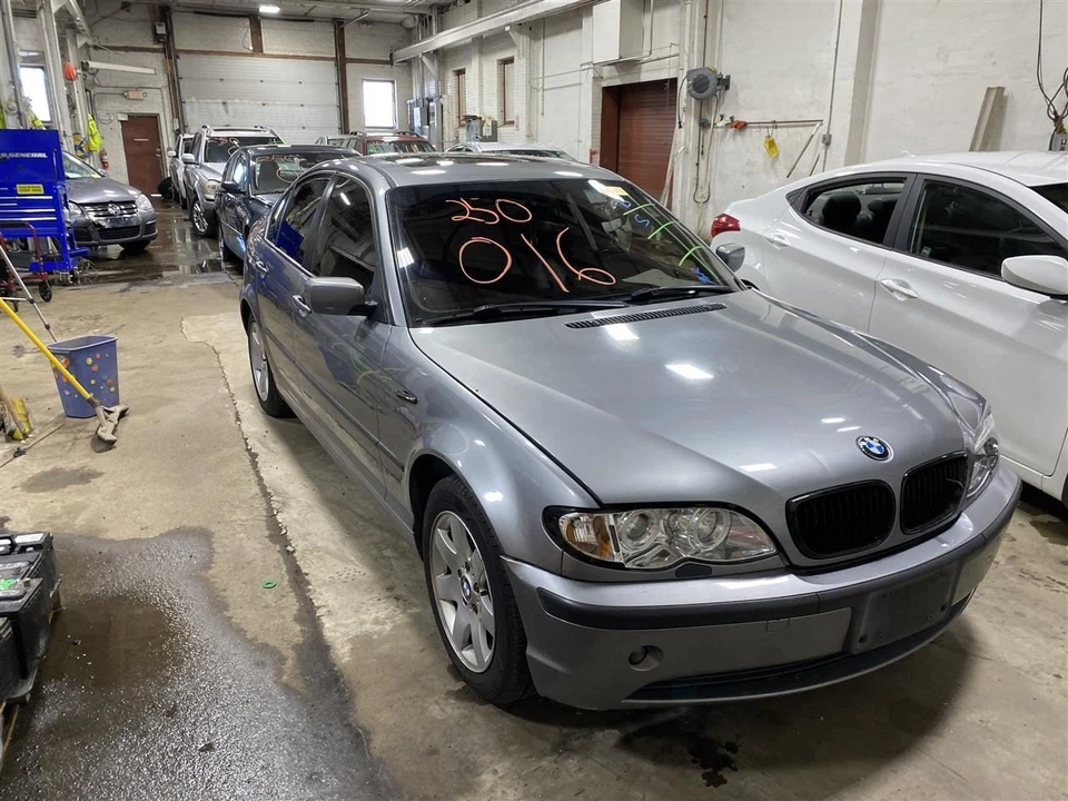 REAR DOOR BMW 323i 330i 1999 99 00 01 02 03 04 05 Left Gray 1380593 Foto 4 de 4