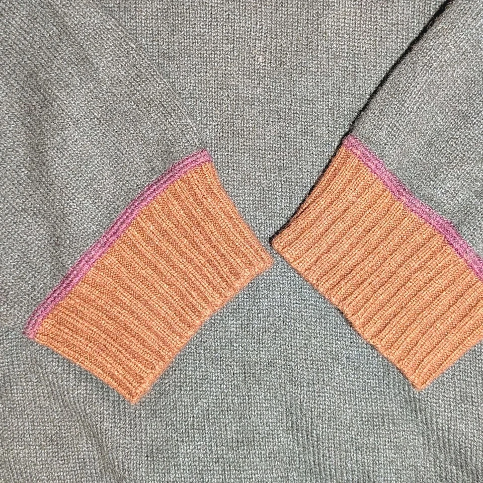 Suéter de hombre Avon Celli carbón con detalles borgoña y bronceado Foto 4 de 4