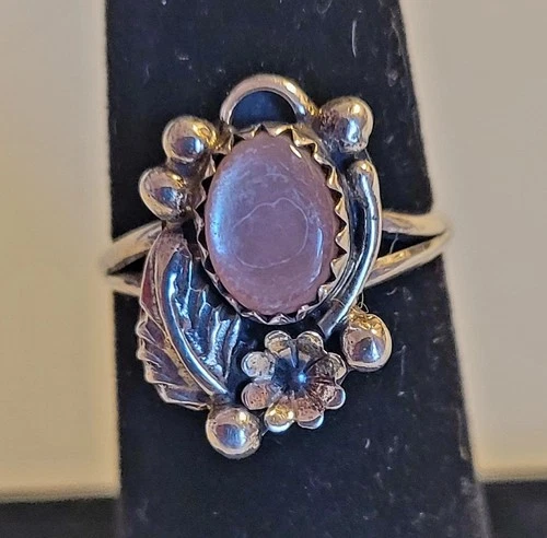 Sterling Silver 925 Pink Opal Or MOP Floral Dainty VTG Size 4