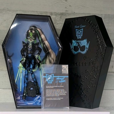 Mattel Monster High Haunt Couture Midnight Runway Frankie Stein Doll 12in HKY81