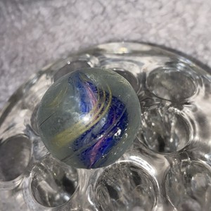 VINTAGE GERMAN SWIRL MARBLE L3