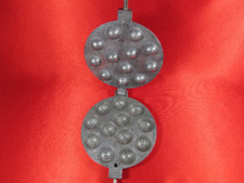 Molde de prensa de galletas de tuercas de aluminio soviético vintage para hornear galletas tuercas 31