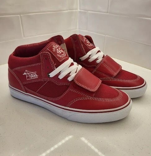2008 Vans Syndicate MTN Edition ASYM Max Schaaf 4Q Sample Size 9 RED DEFCON