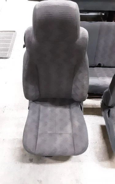 Juego de 3 asientos delanteros y traseros negros Jeep TJ Wrangler OEM 2003-2006 93117 Foto 2 de 4