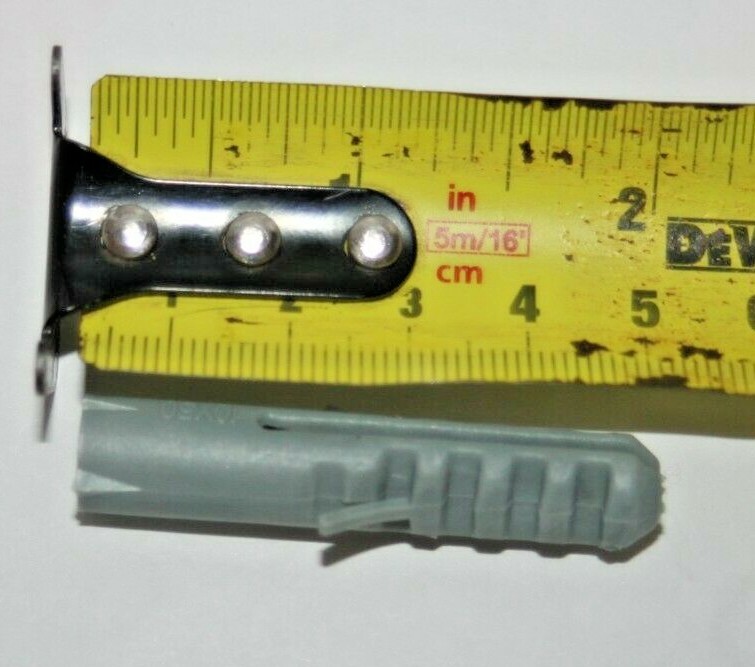 Wood / brick /aerial coach screws bolts zink plated + nylon Rawl plugs