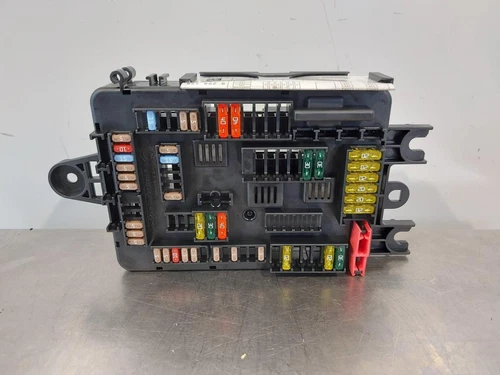 61149261111 Caja Reles/Fusibles para BMW SERIE 3 TOURING (F31) 316d 2013 103518