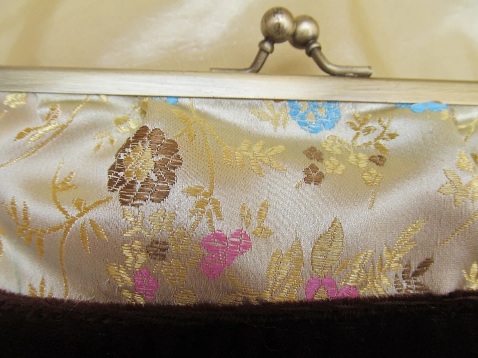 Beautiful Lollipops Paris Satin & Brown Velvet Kiss Clasp Purse Embroidered - Image 4 of 4