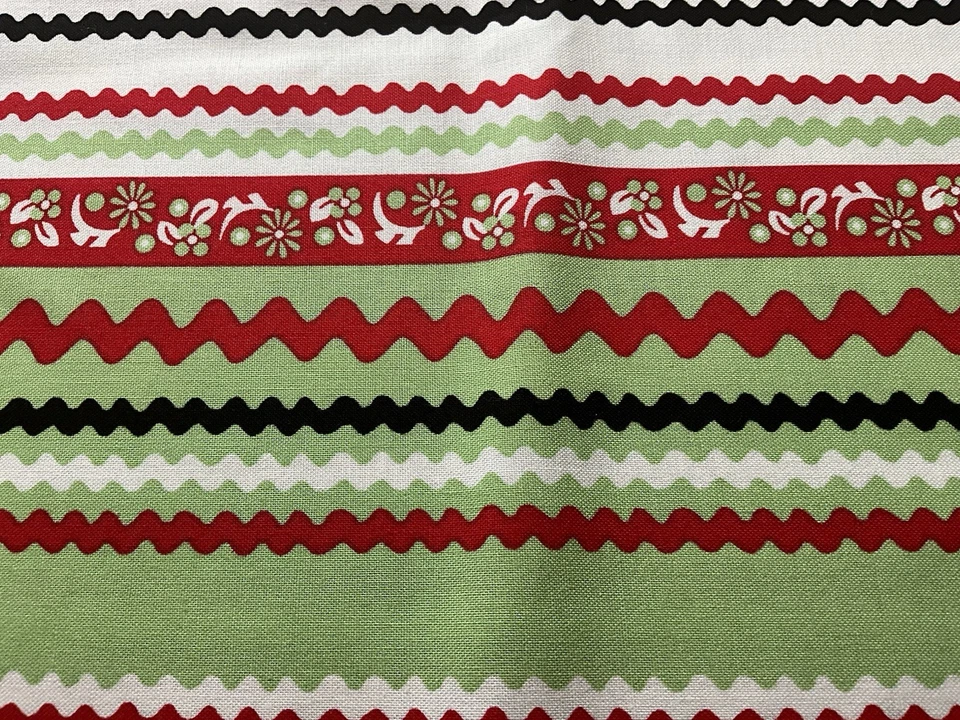 Michael Miller Fabrics Pattern 2333 RIC RAC One and a Half Yards x 44" wide - Image 2 of 4