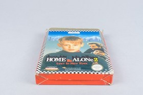 Nintendo NES *Home Alone 2: Lost in New York* OVP CIB PAL B HM-NOE +