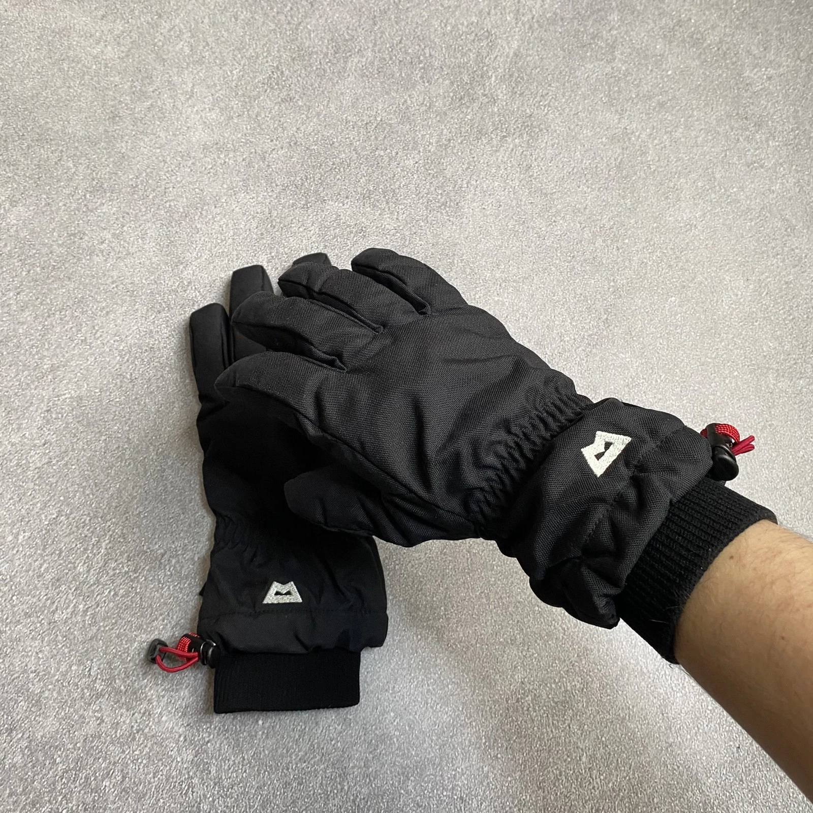 Mountain Equipment Drilite Black Mountain Gloves Size Mens Medium VGC Waterproof