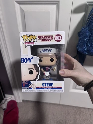 Funko Pop! Television Steve #803 Stranger Things Vinyl Figure