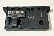 Mercedes Benz R171 SLK300 Right Driver Side Door Control Unit 1718206226 Tested