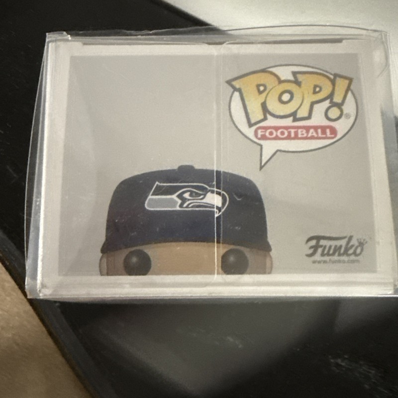 Funko Pop! Vinyl: Russell Wilson (Seahawks Color Rush) #57