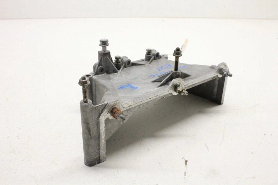 1993 1994 BMW 740i 4.0L Left Engine Timing Cover OEM Used - Image 4 of 4