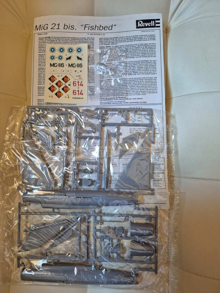 Revell: MIG 21 bis "FISHBED" scala 1/72 - Immagine 3 di 4