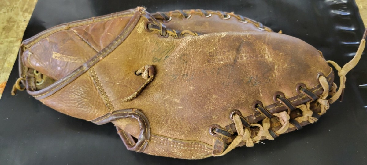 Vintage MacGregor 1st Baseman Glove (RARE) Right Hand Throw