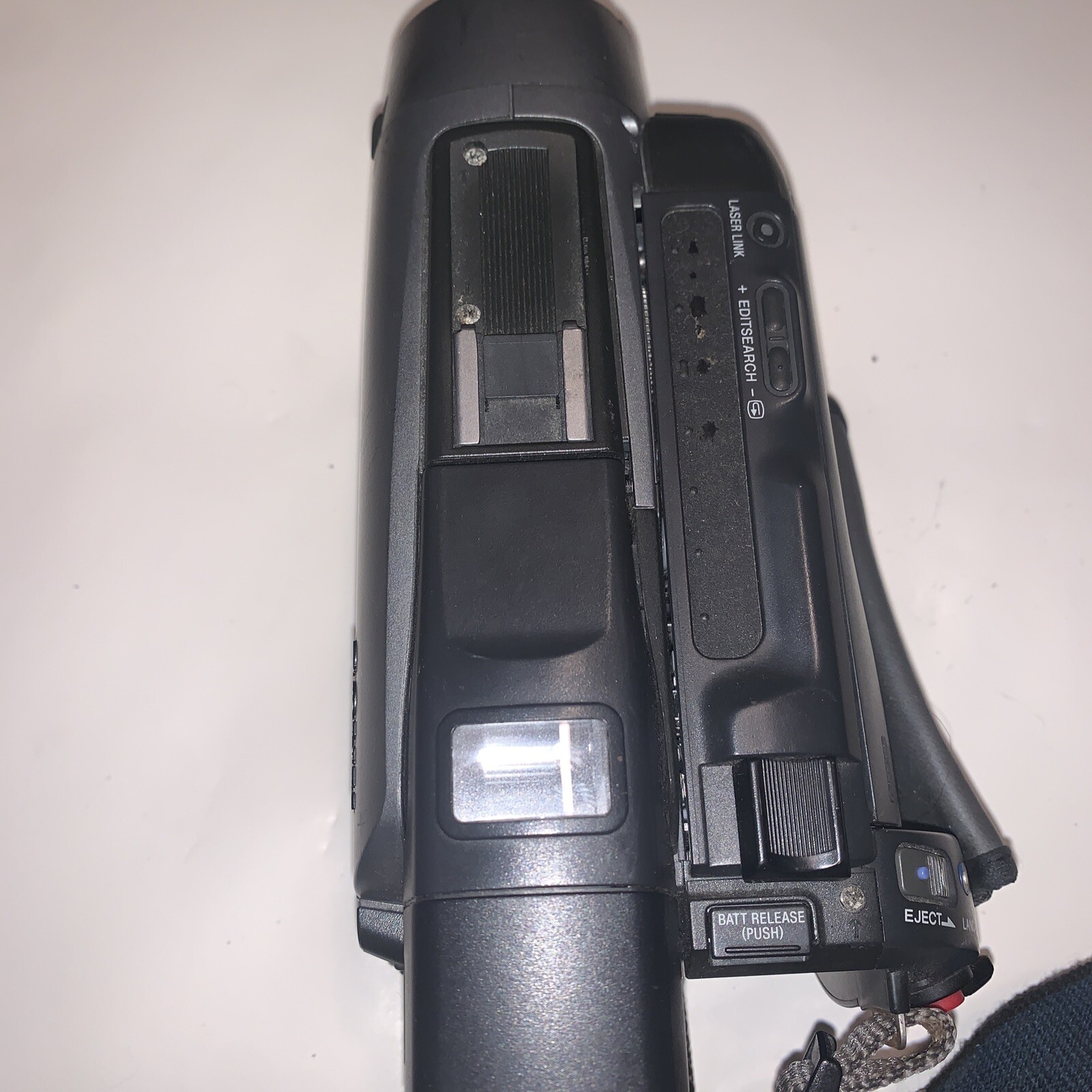 Sony CCDTRV82 Hi8 Video8 Video Camera Camcorder FOR PARTS/REPAIR eBay