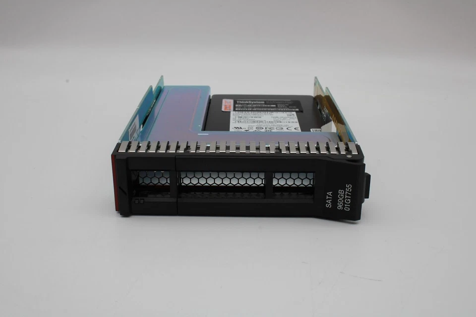 Lenovo 7SD7A05758 960GB ThinkSystem 3.5" SATA 01GT755 6Gb Hot Swap SSD - Image 2 of 2