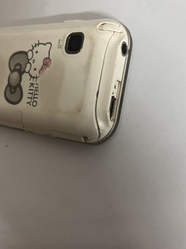 Cellulare Samsung Hello Kitty C3300K - Foto 15 di 24