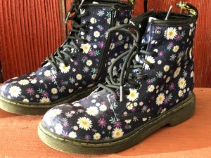 dr martens delaney boots