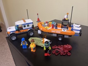 60165 and 60058 Lego Two 100% Complete Retired  City Sets for the price of one!