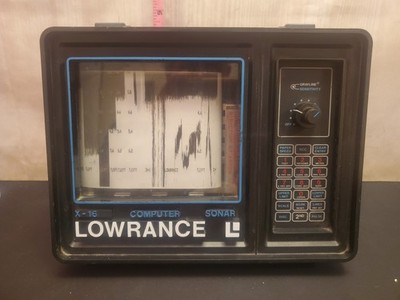 VINTAGE LOWRANCE X-16 X16 FISHING Fish finder RADAR SONAR FOR PARTS REPAIR read