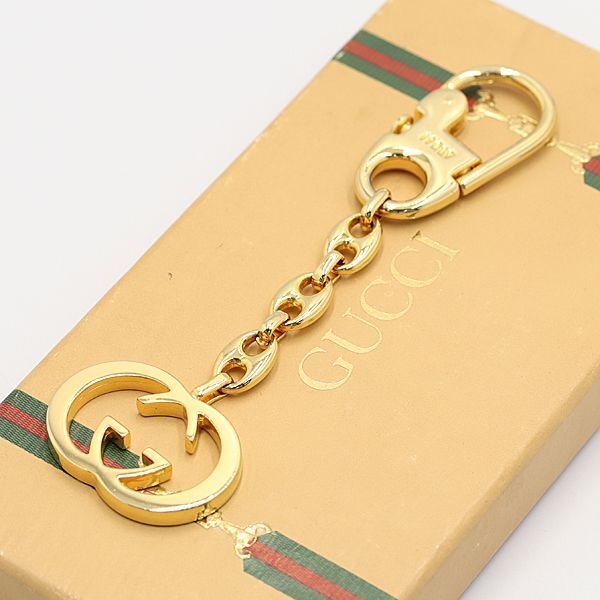 GUCCI GG Logo Interlocking Gold Key Chain Holder Ring Charm W/Box