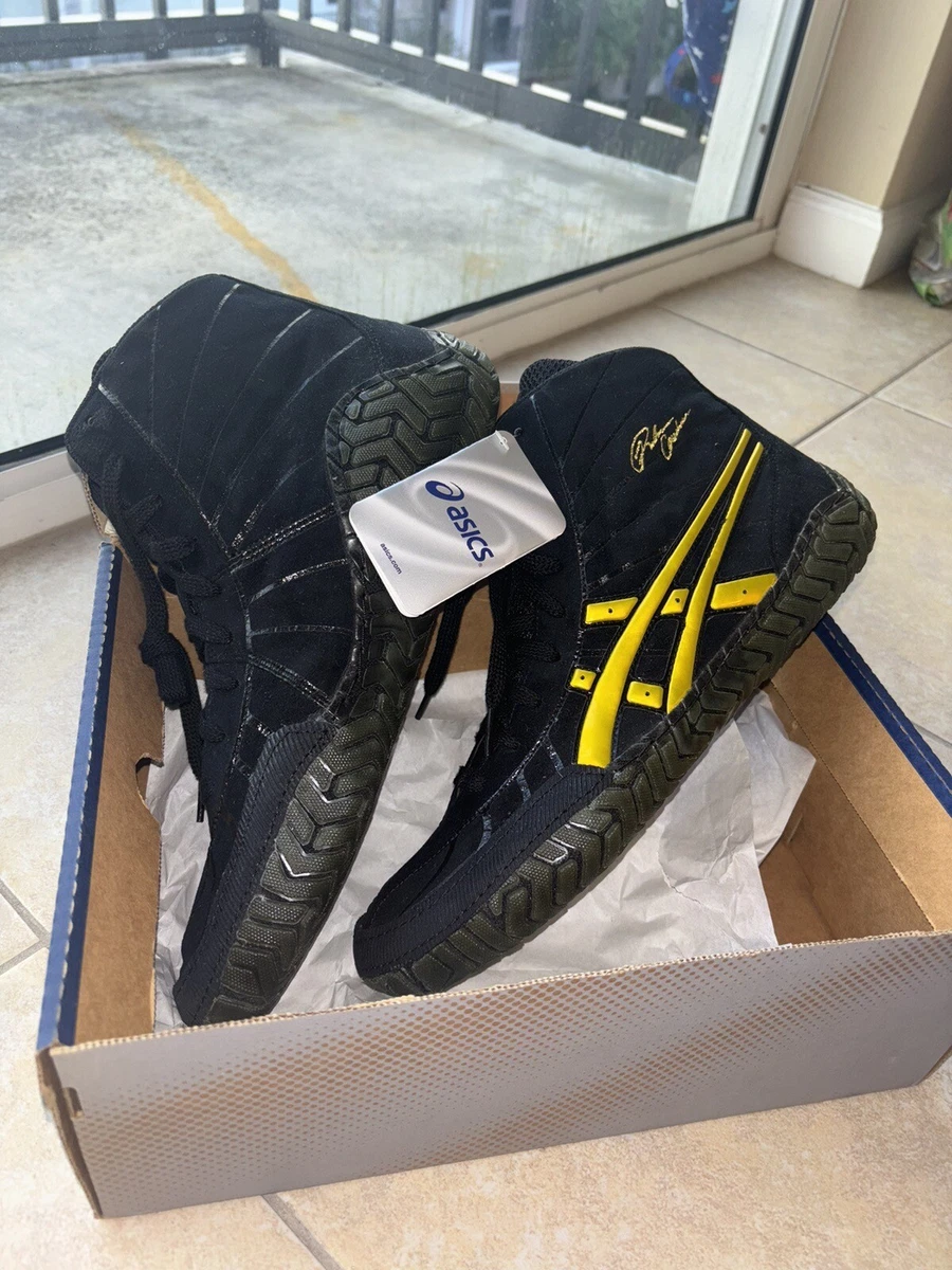 Asics rulon wrestling store shoes black gold