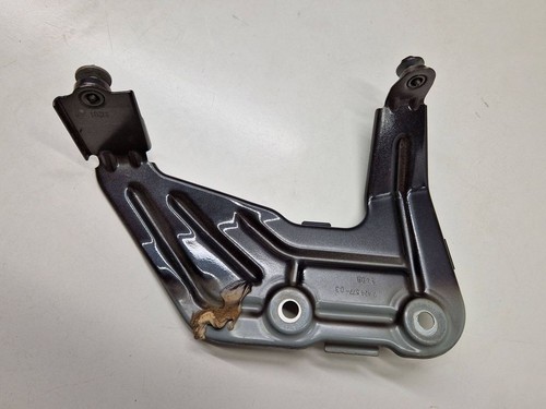 BMW X3 G01 2019 Halterung Kotflügel 7424677