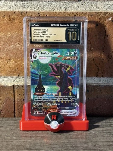Pokemon 2021 Umbreon VMAX #215 Evolving Skies Alternate Art CGC 10 PRISTINE