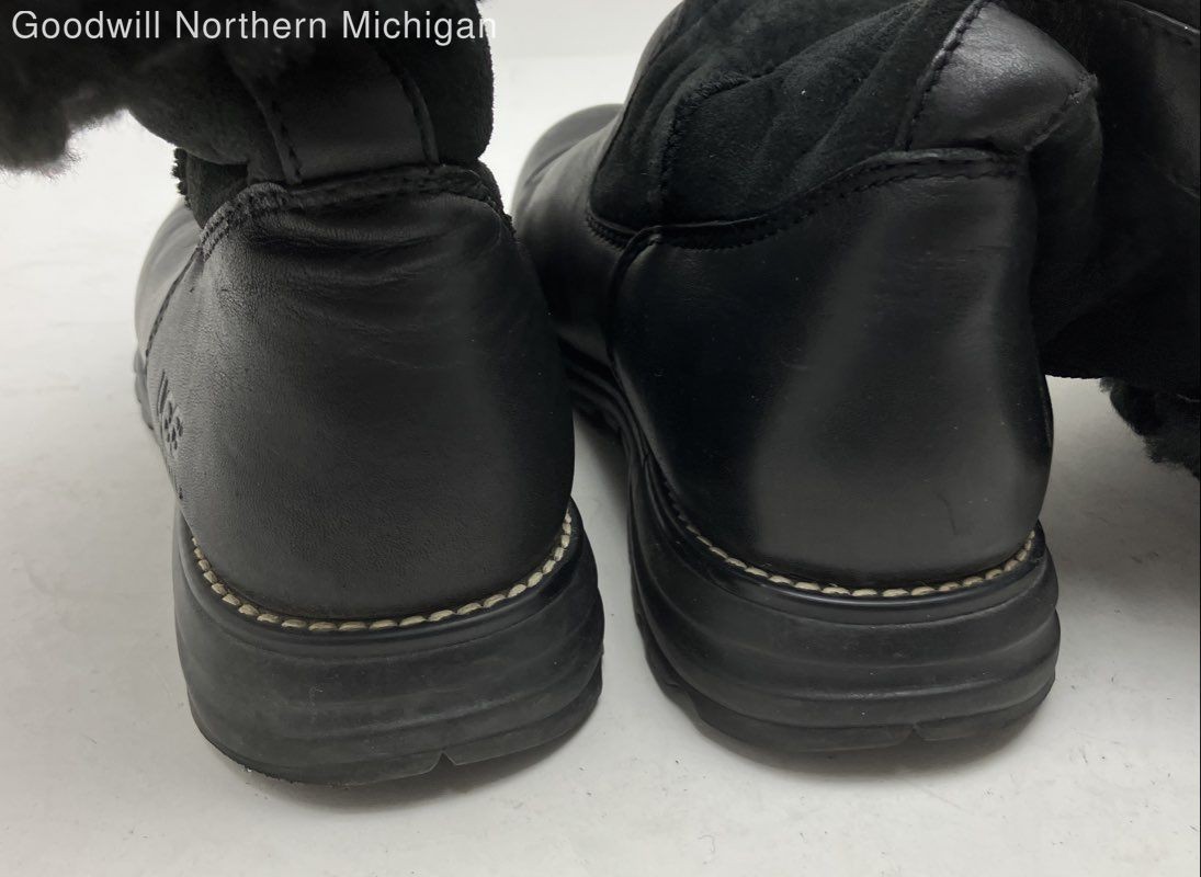UGG Australia Black Solid Mid-Calf Boot Boot Wome… - image 6