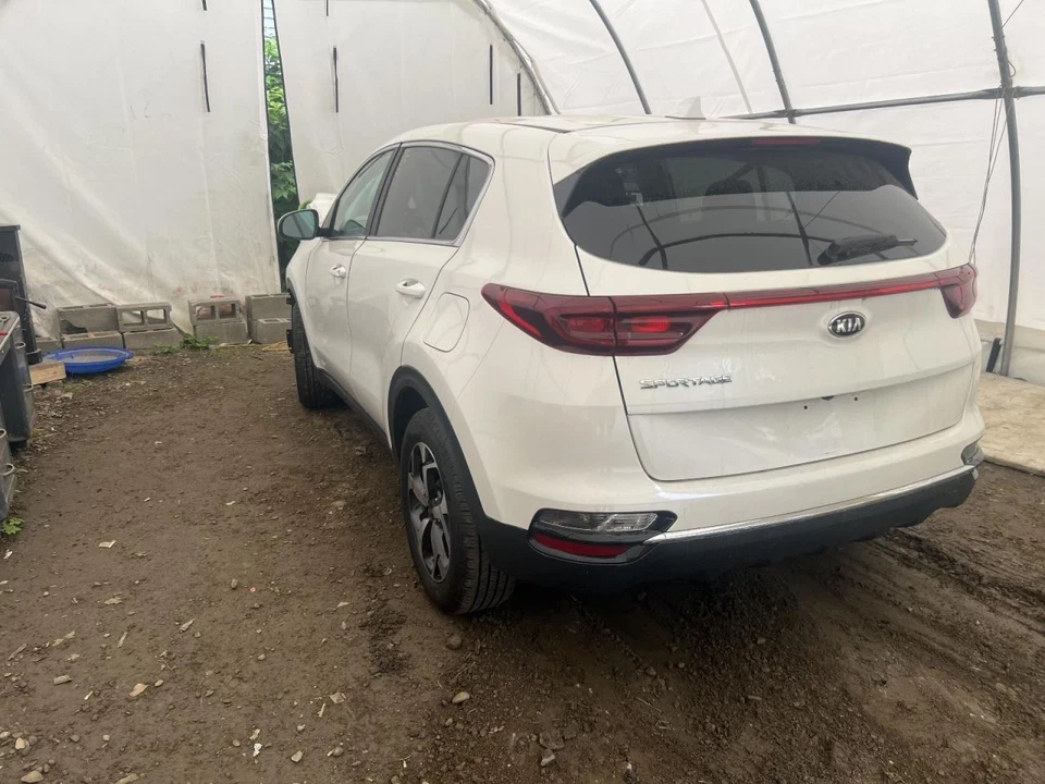 (LID ARMREST ONLY) Console Front Floor Fits 17-22 SPORTAGE 204254 Foto 2 de 4