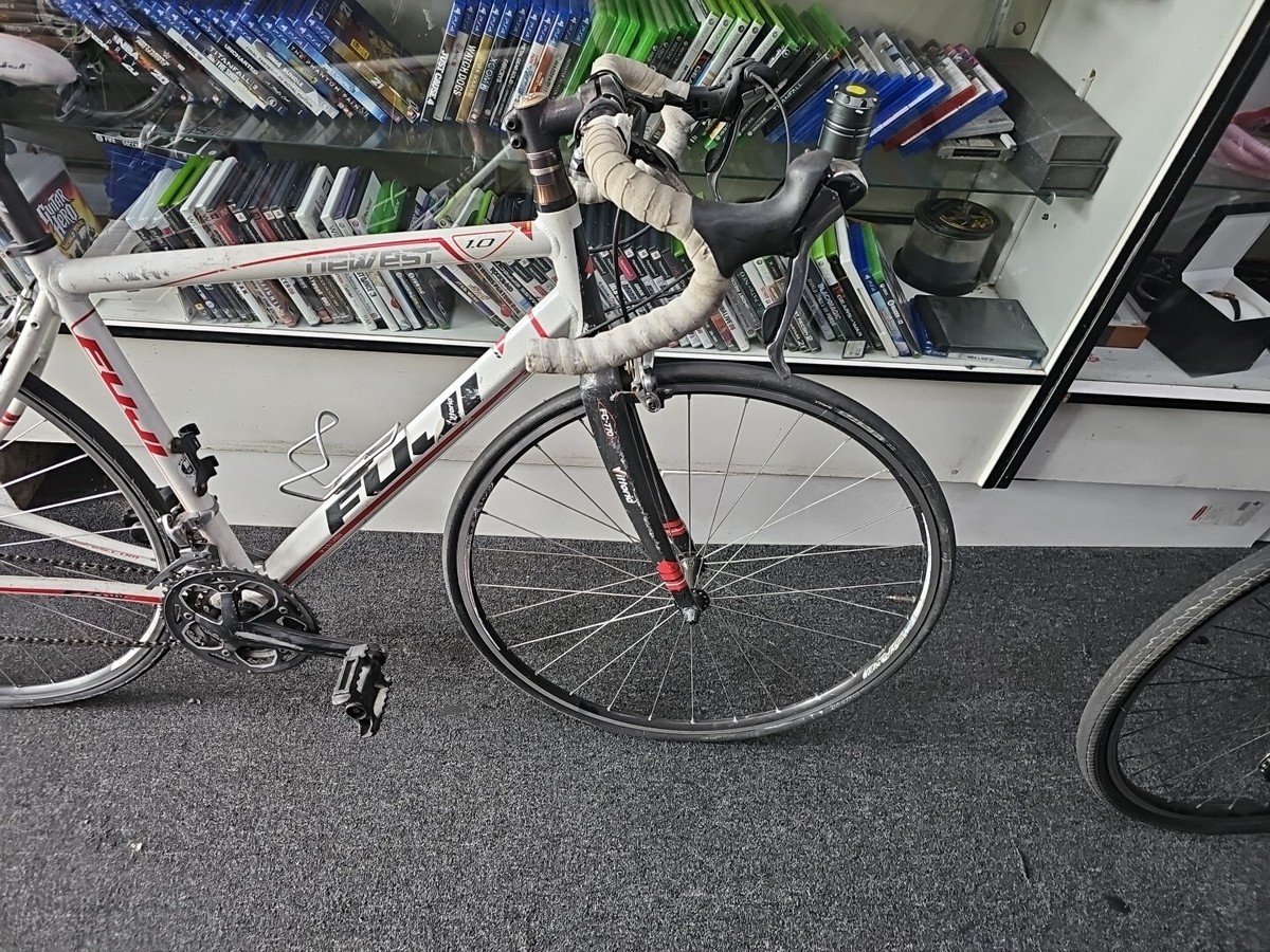 Fuji Newest 1.0 Bicycle 20 Fuji Newest 1.0 Bicycle 20