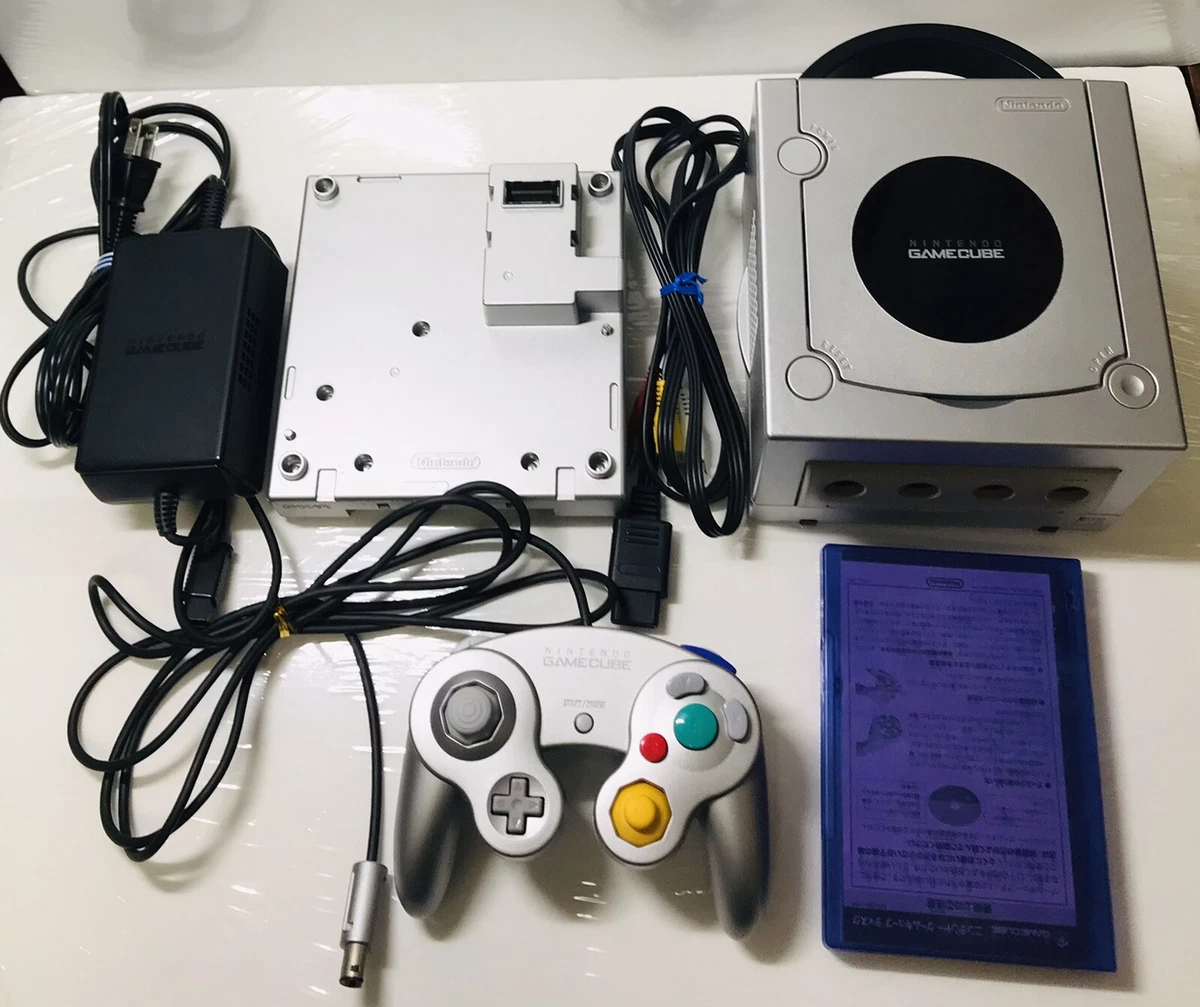Nintendo GameCube Console & Game Boy Player & Start Up Disk Set Silver japan