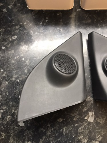 VAUXHALL ASTRA H MK5 TWINTOP INTERIOR ELECTRIC MIRROR TWEETER COVERS PAIR DXB004 - Picture 3 of 7
