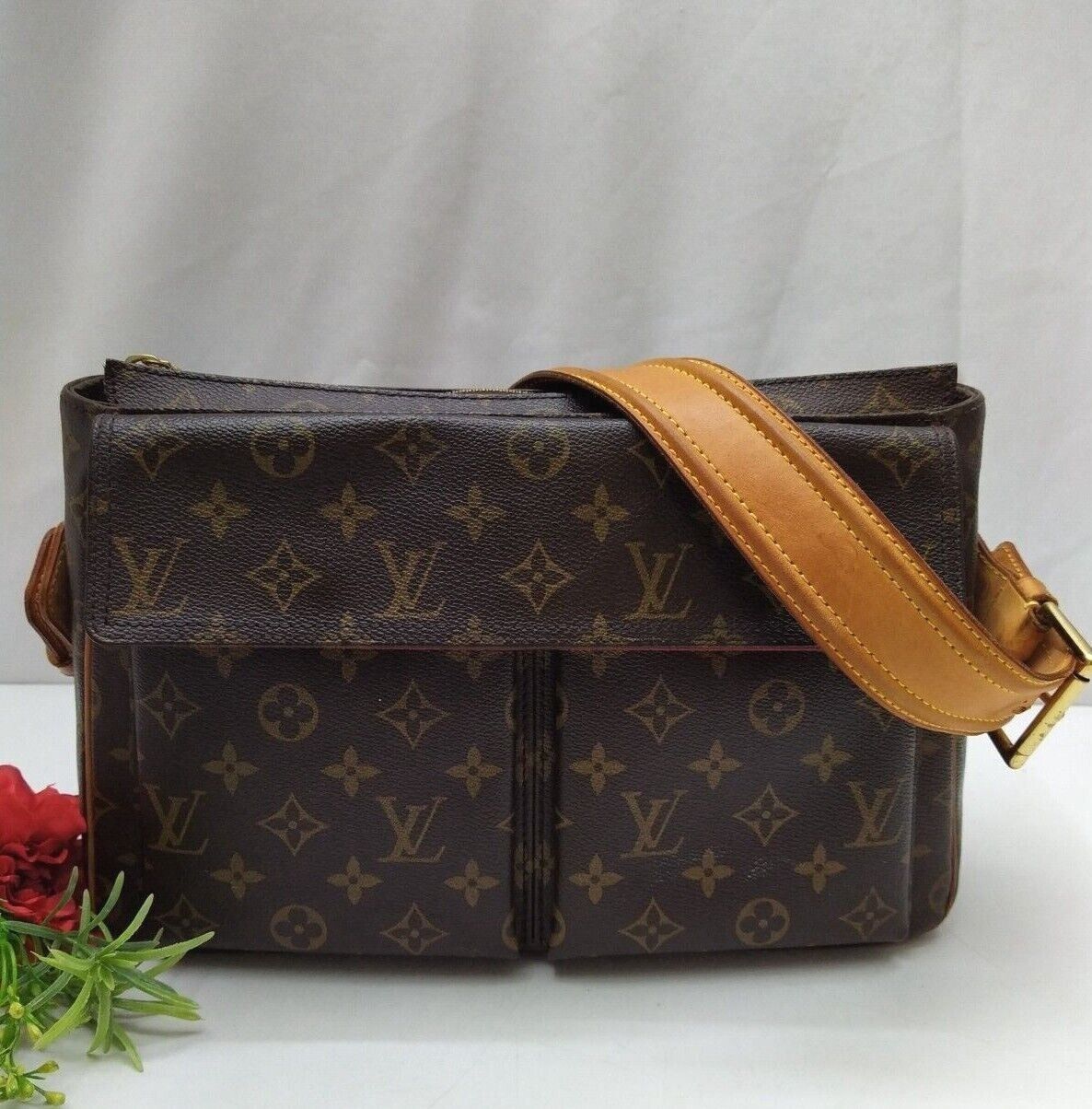 Louis Vuitton Monogram Viva Cite GM - Comptoir Vintage